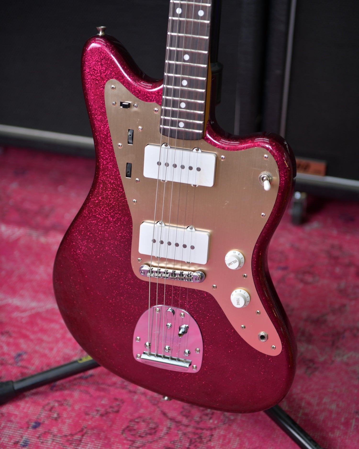 Fender Jazzmaster J Mascis Signature Purple Sparkle CIJ – Noizemaker