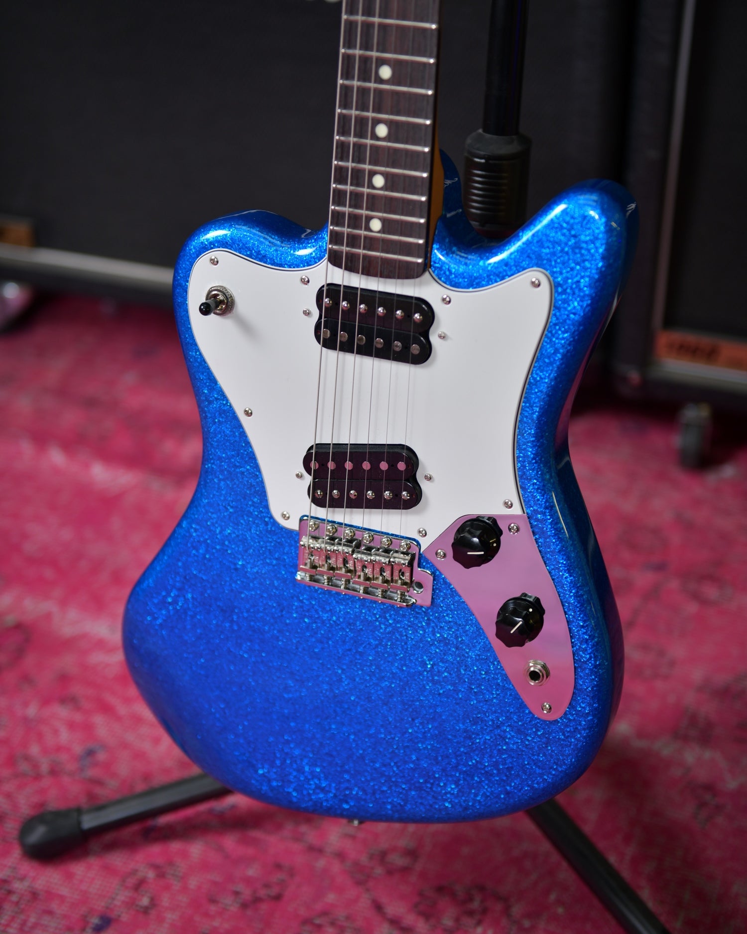 Fender Super-Sonic Blue Sparkle MIJ 2021 – Noizemaker