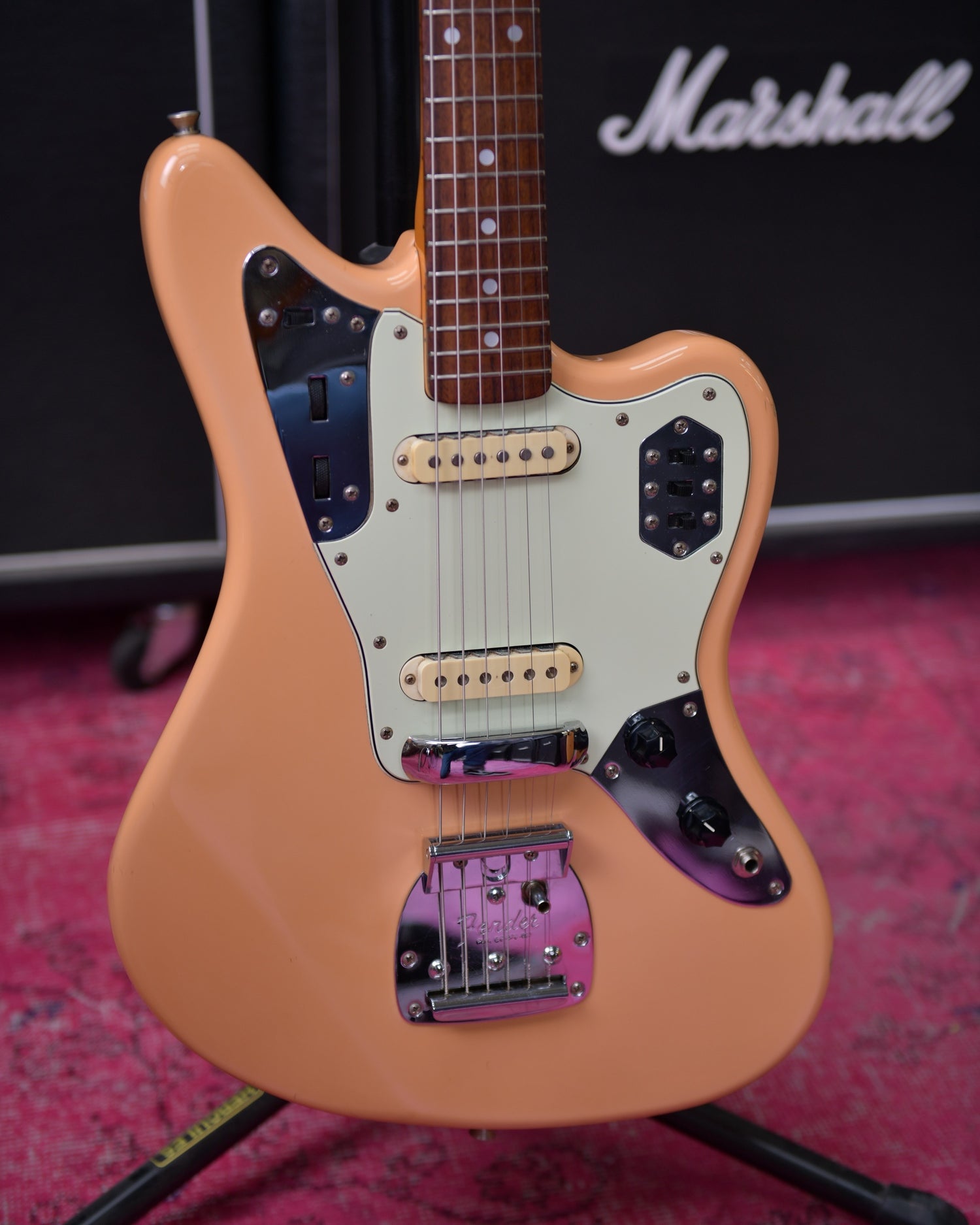 Fender Jaguar Flamingo Pink Made in Japan MIJ