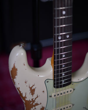 Fender American Original 60's Stratocaster Heavy Relic Olympic White