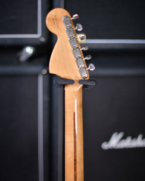 Tom Delonge Signature Stratocaster Daphne Blue