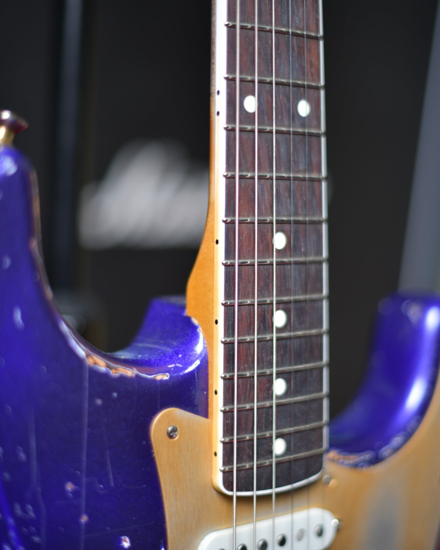 Fender Stratocaster Heavy Relic Purple Sparkle Over Sunburst