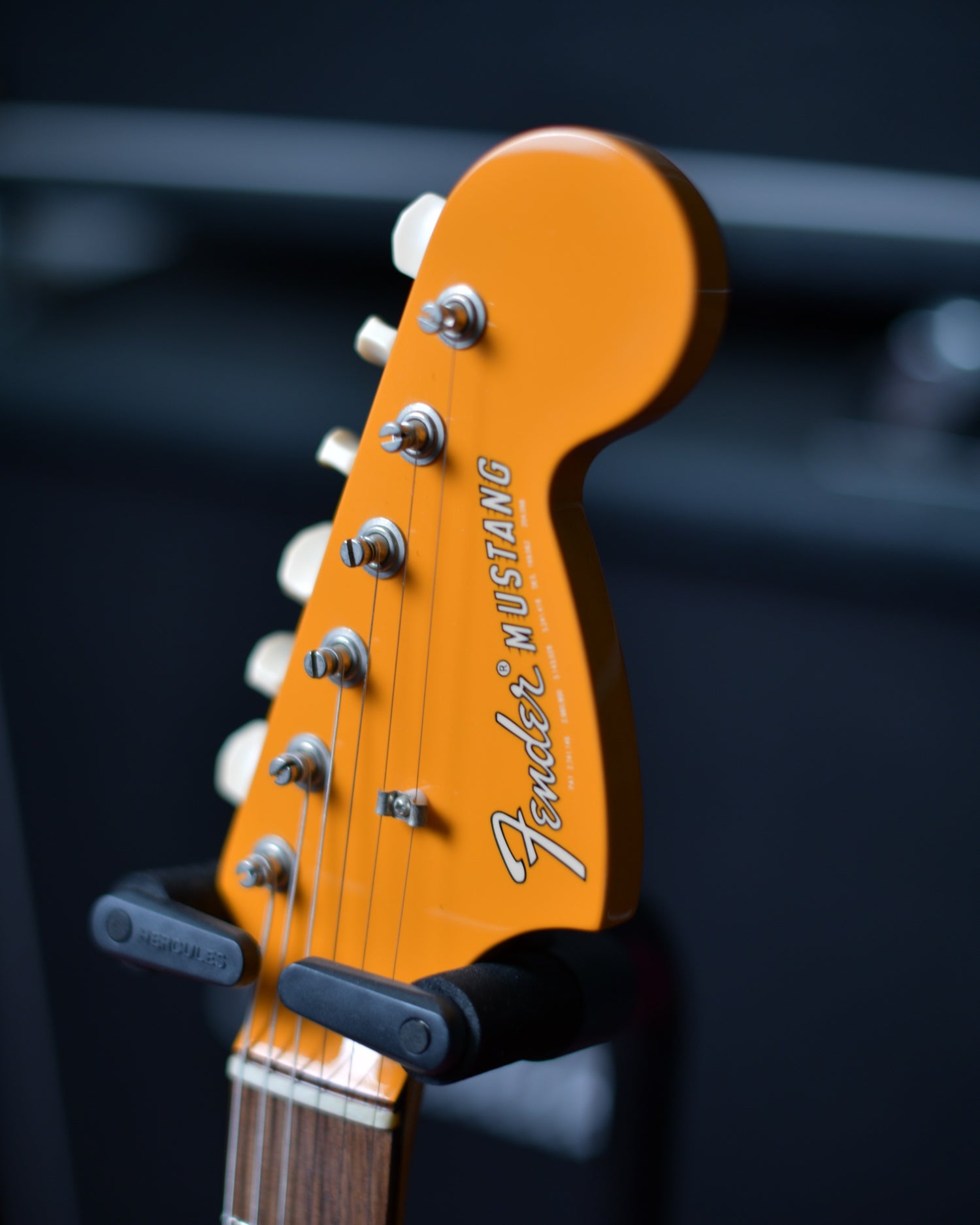 Fender Japan Competition Mustang MIJ 94' MG69 BECK Capri Orange