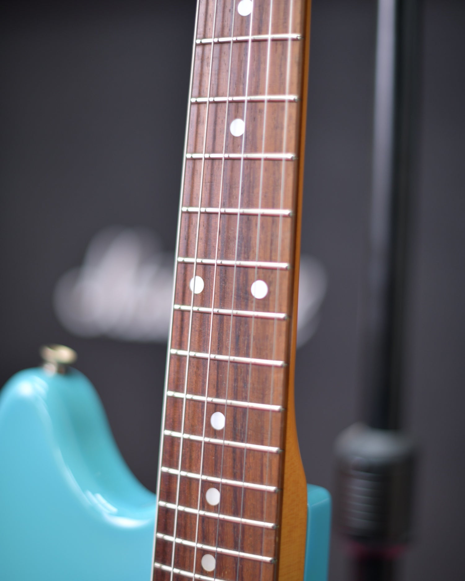 Fender Japan Mustang CIJ Q Serial Daphne Blue 2002