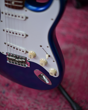 Fender Japan Stratocaster CIJ P Serial 1999 Lake Placid Blue Matching Headstock