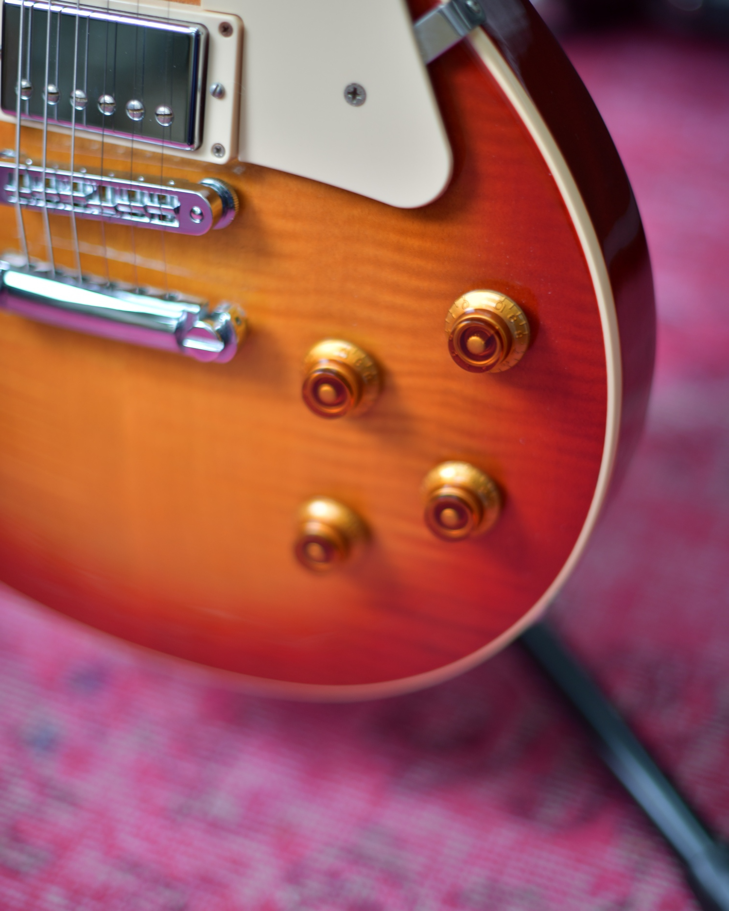 Gibson Les Paul Standard Plus Cherry Sunburst 2013