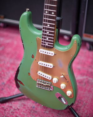 Fender Japan Stratocaster Aged Irish Pub Green Relic S Serial 1995 Fujigen