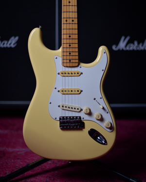 Fender Japan Stratocaster E Serial CST50 Olympic white Dimarzio 1985