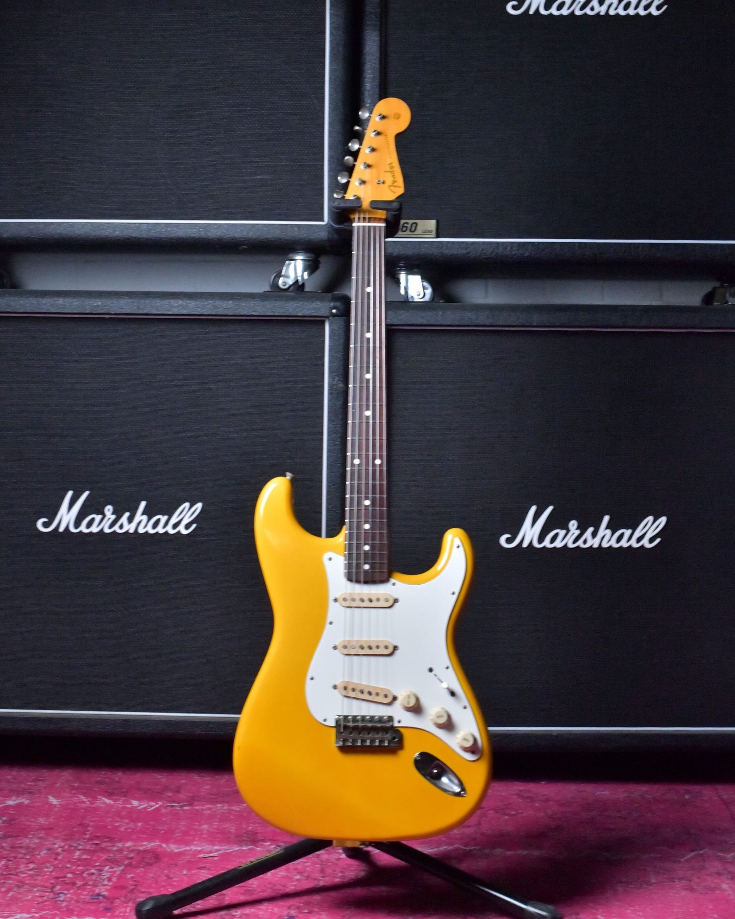 Fender Japan Stratocaster E Serial Aged Rebel Yellow 1986 – Noizemaker